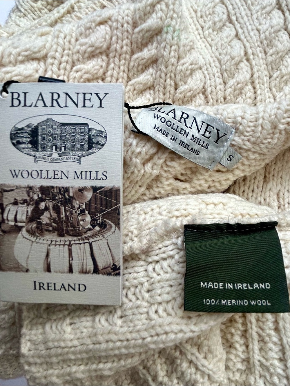 Blarney Woolen Mills One Button Aran Cardigan Irish Wool Fisherman Size S NWT - Picture 15 of 15
